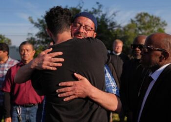 San Diego gunman was ‘idolizing Nazis and mass shooters,’ prompting gun removal from home in 2025