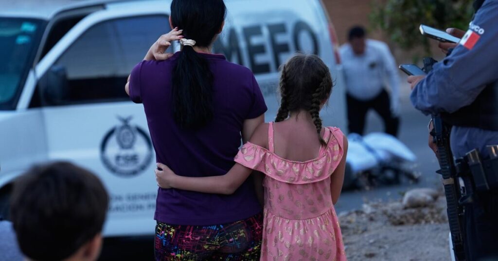 Ex-Sinaloa security chief is first of 10 indicted Mexican officials to surrender to U.S.