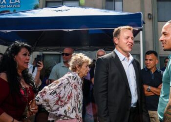 Pratt raised nearly 10 times more in contributions than Bass in latest filing period