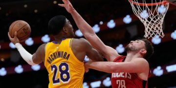 LeBron James leads Lakers’ rout of Rockets to close out series