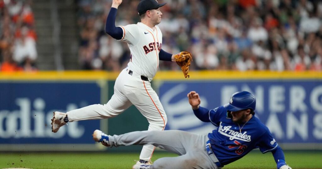 Shohei Ohtani pitches well, but Dodgers offense goes back to sleep in loss to Astros