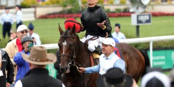 Dodgers pitcher, horse racing jockeys linked to cockfighting in Puerto Rico