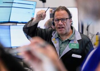 Economic indicators wrap: Mortgage rate rises while Wall Street looks to continue its winning ways