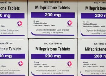 Supreme Court temporarily extends women’s access to a widely used abortion pill