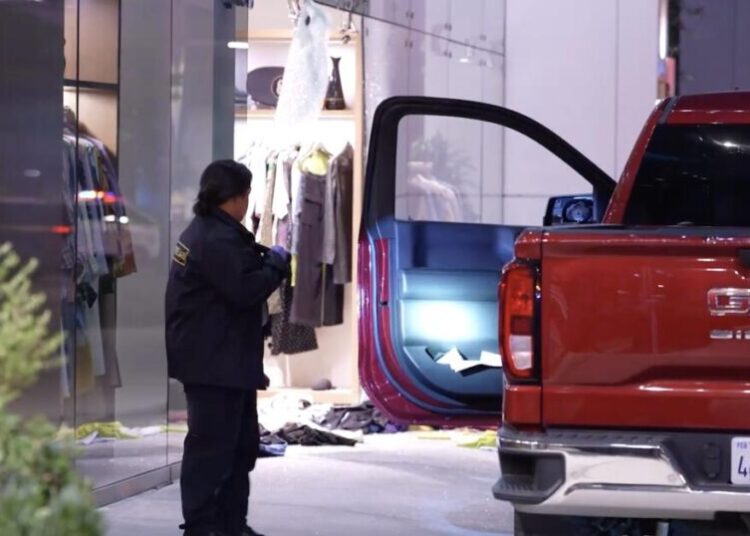 Thieves ram stolen truck into West Hollywood luxury store in smash-and-grab burglary