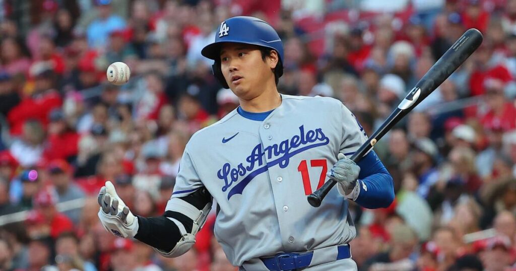 Dodgers fizzle with runners on base, fall to Cardinals for third straight loss