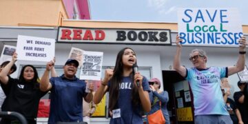 This L.A. bookstore is leading a revolt against ‘greedy landlords’