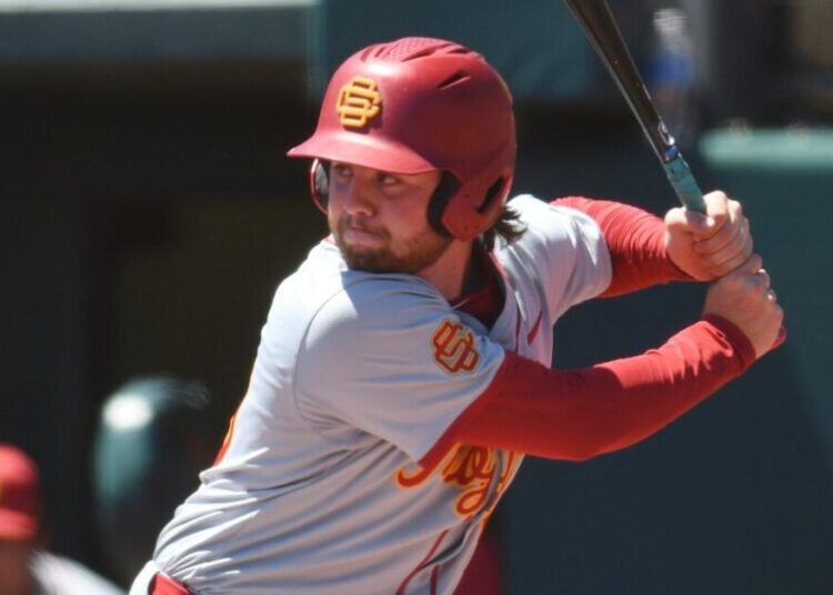 USC baseball stays alive in NCAA regional with rout of Lamar