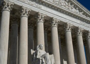 Cruise lines can be held liable for using docks seized under Castro, Supreme Court rules