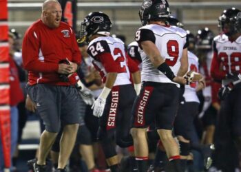 Former Corona Centennial star Camryn Bynum giving back to community