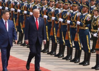 Trump marvels at Chinese power as summit kicks off