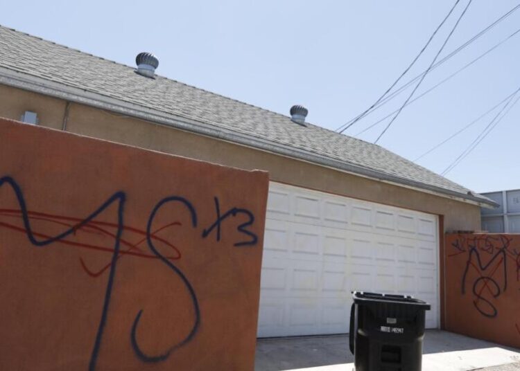 MS-13’s ‘Salvadoran rules’ led gang to cut out man’s heart, feds say at L.A. trial