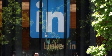 LinkedIn, Cisco and Amazon are the latest tech companies laying off more workers