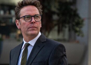 James Murdoch to buy half of Vox Media in multimillion-dollar deal