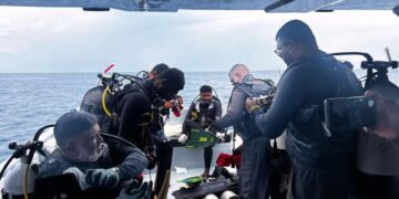 Military diver dies off Maldives searching for bodies of 4 who perished in underwater cave