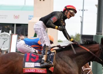 Golden Tempo rally makes Cherie DeVaux first female trainer to win Kentucky Derby