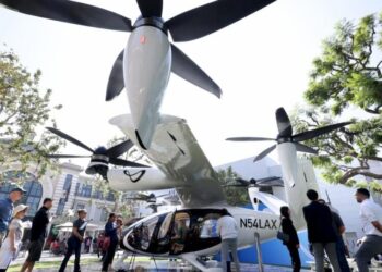 Dogfight over California: The ugly battle between electric air taxi leaders Joby and Archer