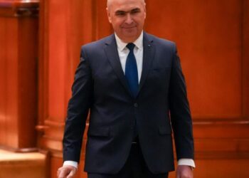 Romania’s pro-European coalition collapses after prime minister fails a no-confidence vote