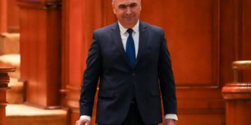Romania’s pro-European coalition collapses after prime minister fails a no-confidence vote