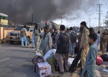 Suicide bombing near railway track in Pakistan kills at least 23
