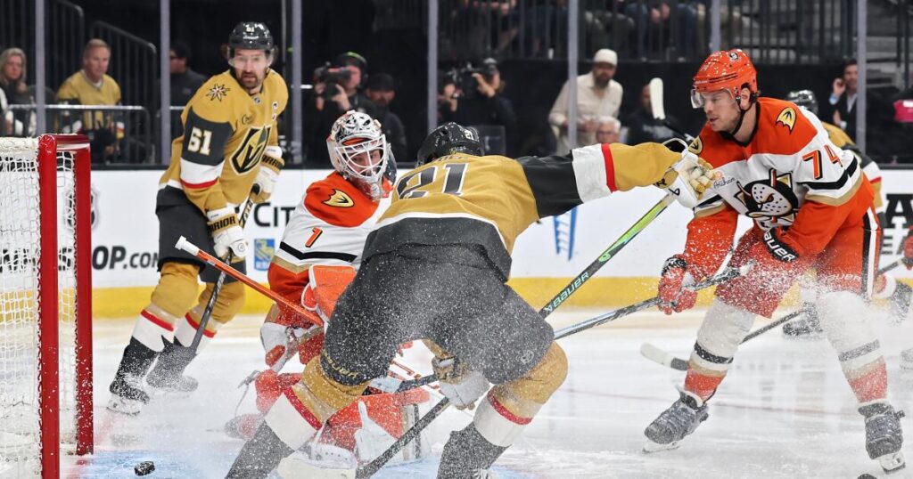 Ducks struggle on power play, are stymied by Carter Hart in Game 1 loss to Vegas