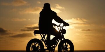 Man hit in face with bottle in violent confrontation with teen e-bike riders in Huntington Beach