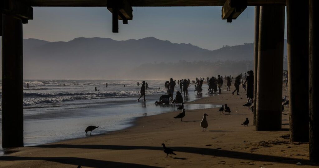 Santa Monica Pier area among the dirtiest beaches for 10th year in a row in Beach Report Card