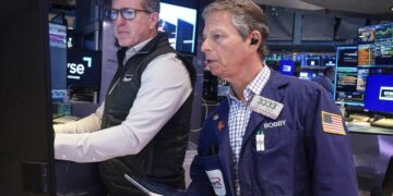 Another surge for Micron, Wall Street’s latest $1-trillion company, sends U.S. stocks to records