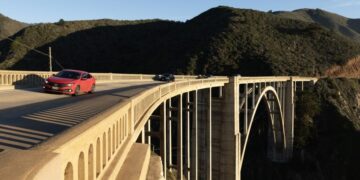 No parking at Big Sur bridge? County mulls restrictions at famous California Highway 1 stop