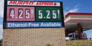 Gas prices are widening the wealth gap between wealthy and poor Americans