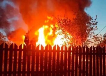 Ukraine conducts large-scale drone strikes on Russia, killing 4 and wounding 12