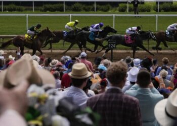 What time does the 2026 Kentucky Derby start? What TV channel is it on?