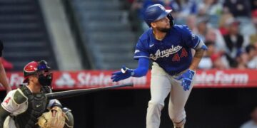 Dodgers lean on three homers and eight pitchers to end losing streak vs. Angels