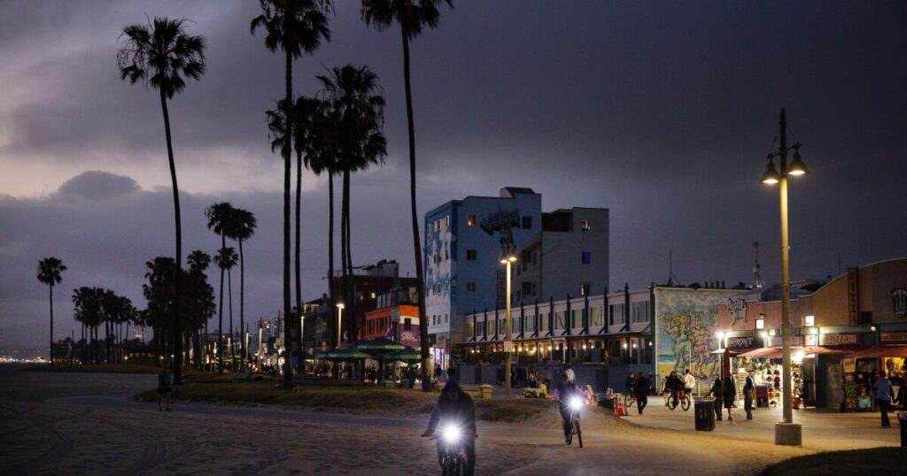 L.A.’s golden streetlights have turned harsh white. Homeowners aren’t happy