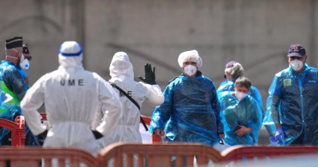 Plane carrying Spanish passengers from hantavirus-stricken ship leaves for Madrid