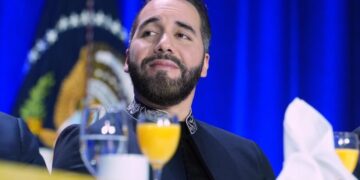 U.S. deportations to El Salvador double as Bukele aligns himself with Trump agenda