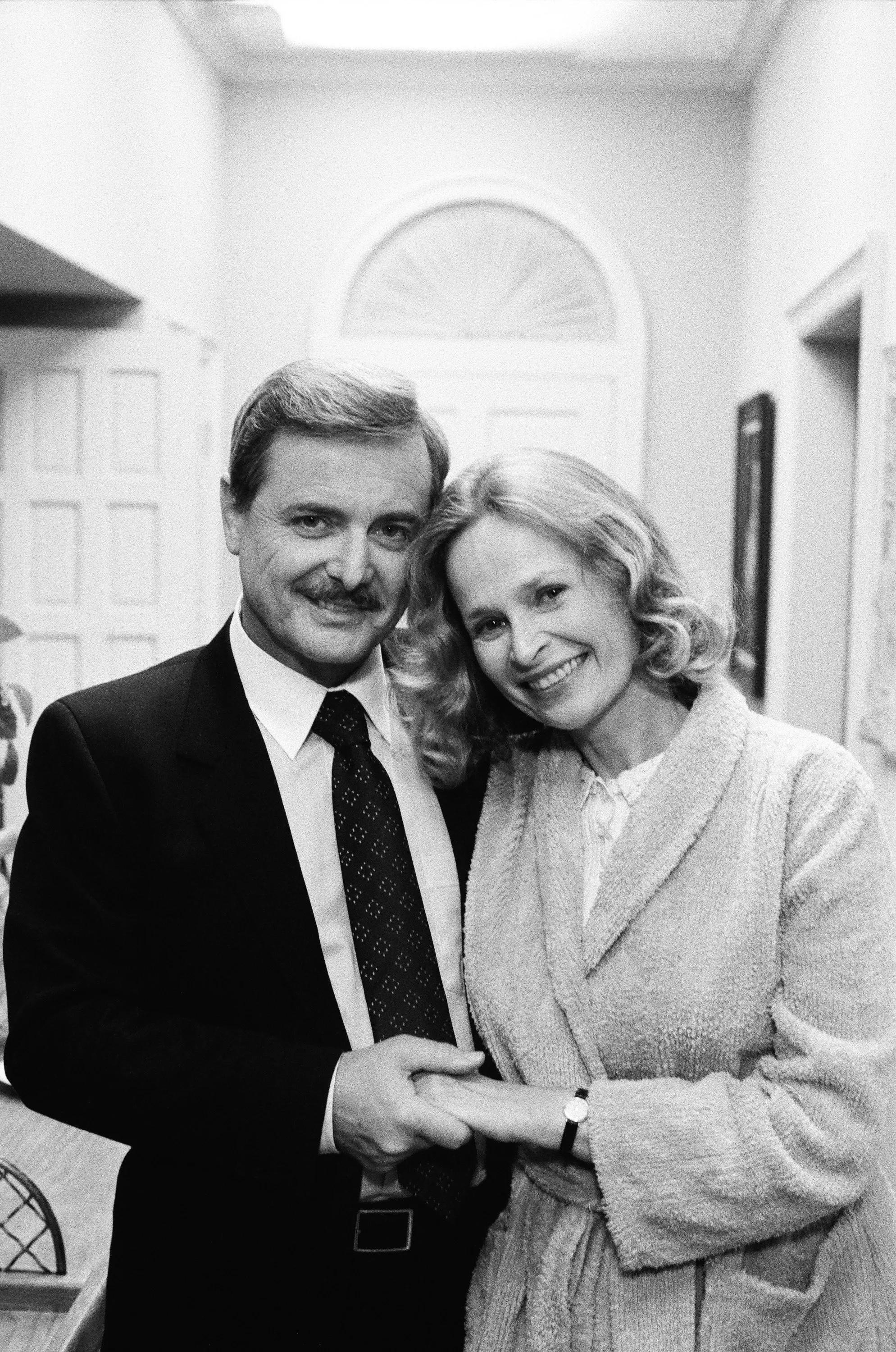 William Daniels as Dr. Mark Craig and Bonnie Bartlett as Ellen Craig, holding hands and smiling.