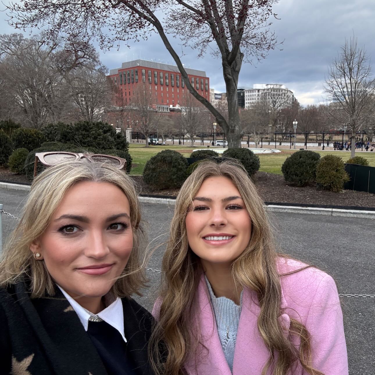 Jamie Lynn Spears and her daughter Maddie Aldridge smiling in an outdoor selfie.