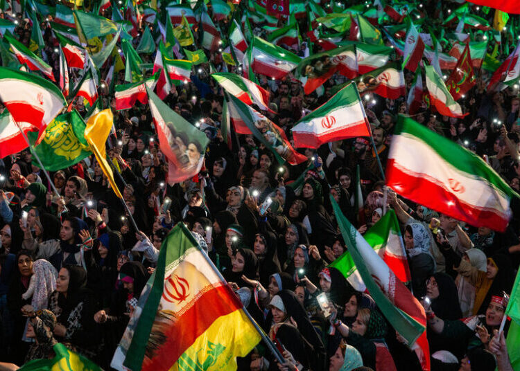 China Seeks an Advantage With Both Trump and Iran as War Evolves