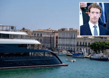 Mark Zuckerberg’s $300M superyacht draws boos cruising into Seattle as Meta slashes jobs there