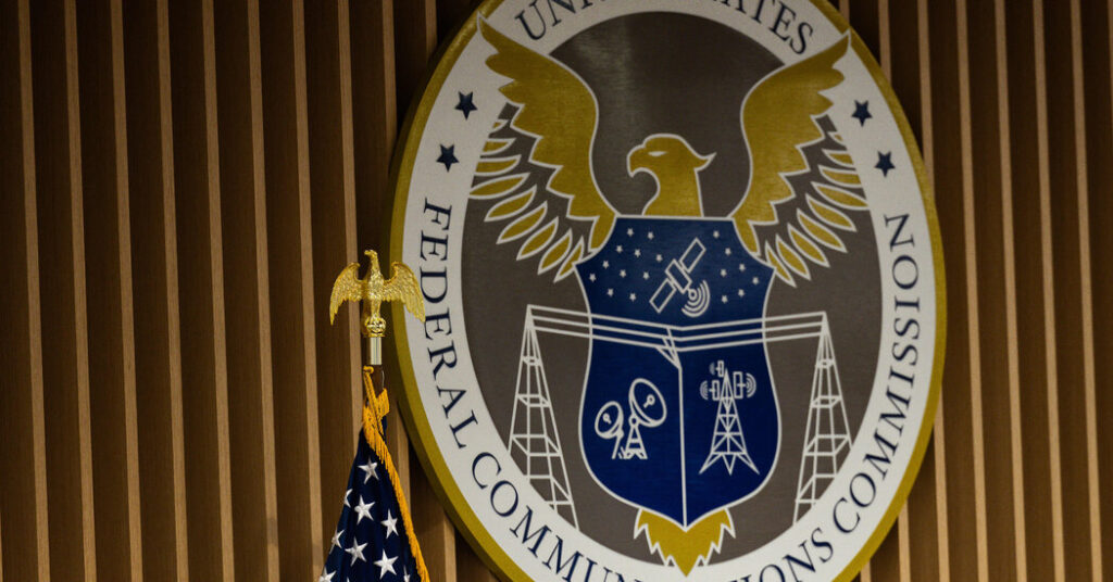 Supreme Court Backs F.C.C. Power to Levy Fines Against Cellphone Carriers