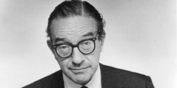 Alan Greenspan, Fed Chairman Through Prosperity and Crisis, Dies at 100