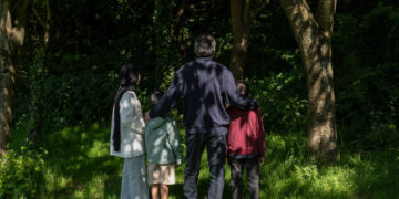 Their Country Revoked Their Citizenship, Then Tried to Expel Them to Iran