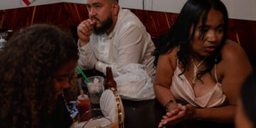 ‘A Heavy Heart’: Venezuelans in New York Confront Tragedy Back Home