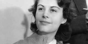 Colette Shulman, Soviet Analyst With On-the-Ground Insights, Dies at 94