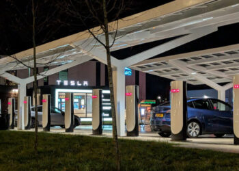 In Europe, Tesla Sales Are Rising Despite Views on Elon Musk