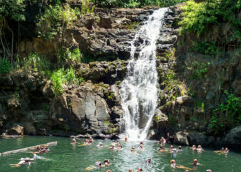 5 Beautiful Hawaiian Swimming Holes
