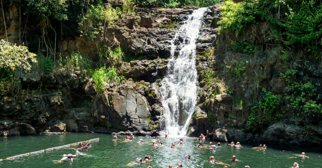 5 Beautiful Hawaiian Swimming Holes