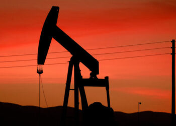 Oil Prices Jump as U.S. and Iran Exchange Fire