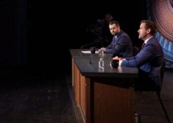 A Paralympic Champion and an Eagle Scout Give Democrats Hope in Deep-Red Iowa